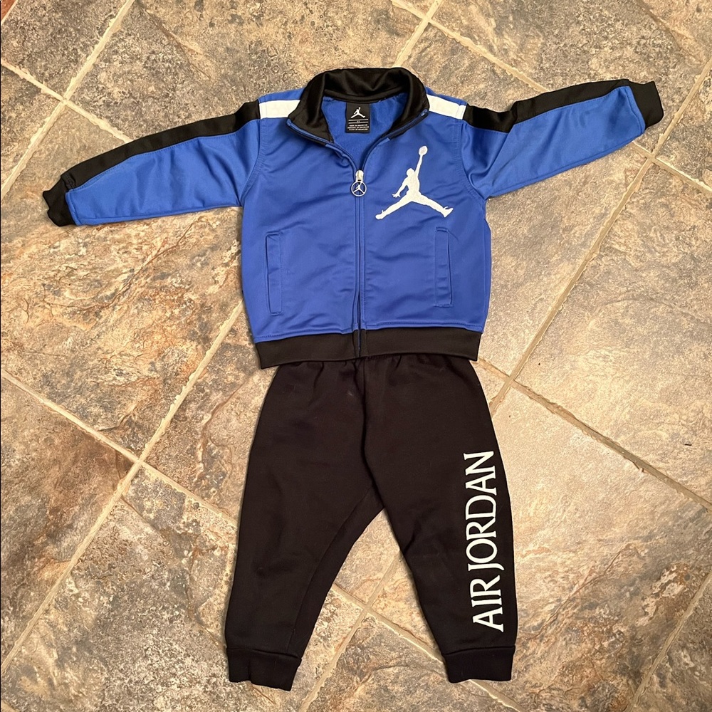 🏀 Lot of 2 Air Jordan items. Warm up jacket & sweatpants. Boys 2T,24m EUC